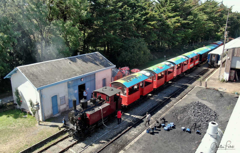 vue aérienne du train des mouettes